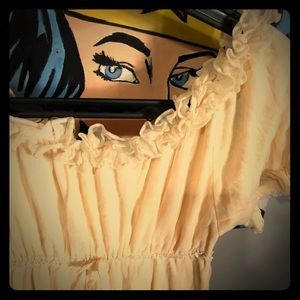 Vintage yellow belle like night gown